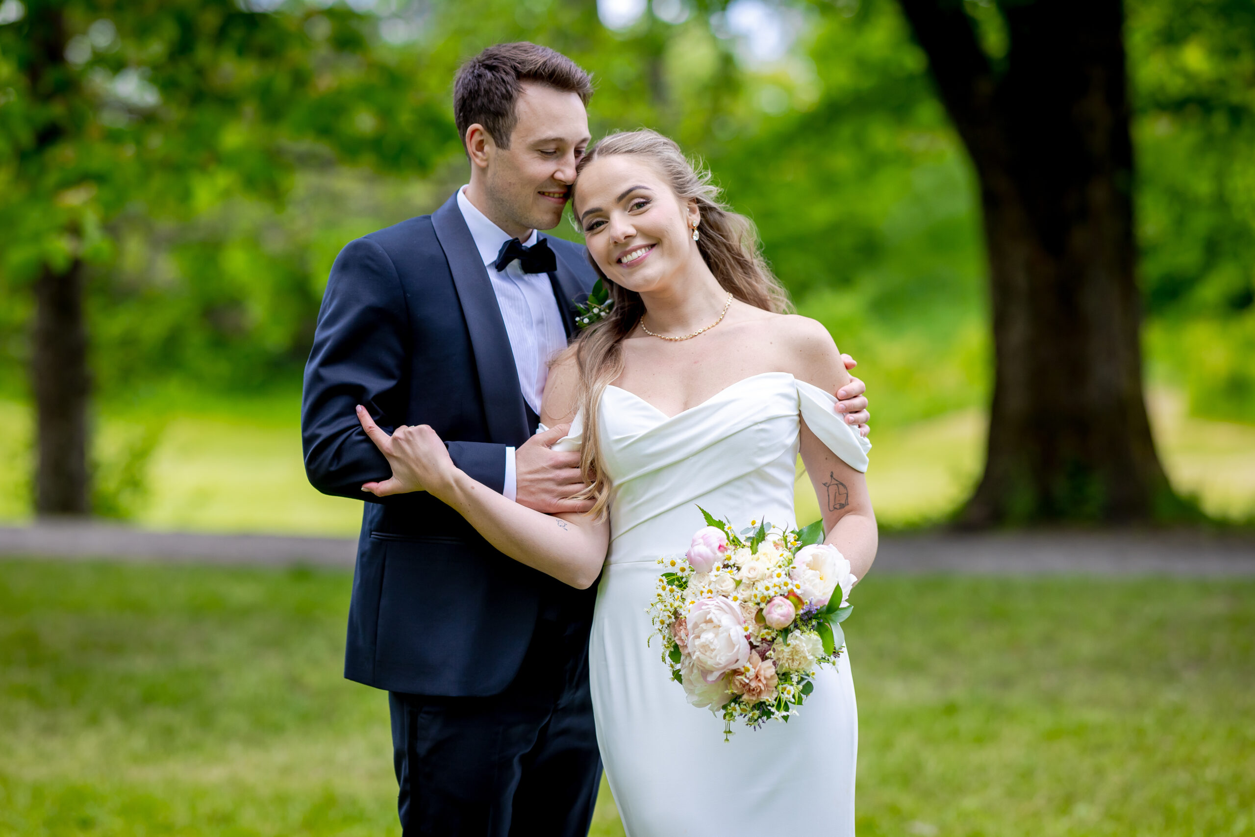 Bryllupsfotograf i Sarpsborg, Fredrikstad, Halden, Moss, Tønsberg, Hvaler, Rakkestad, Oslo og Østfold