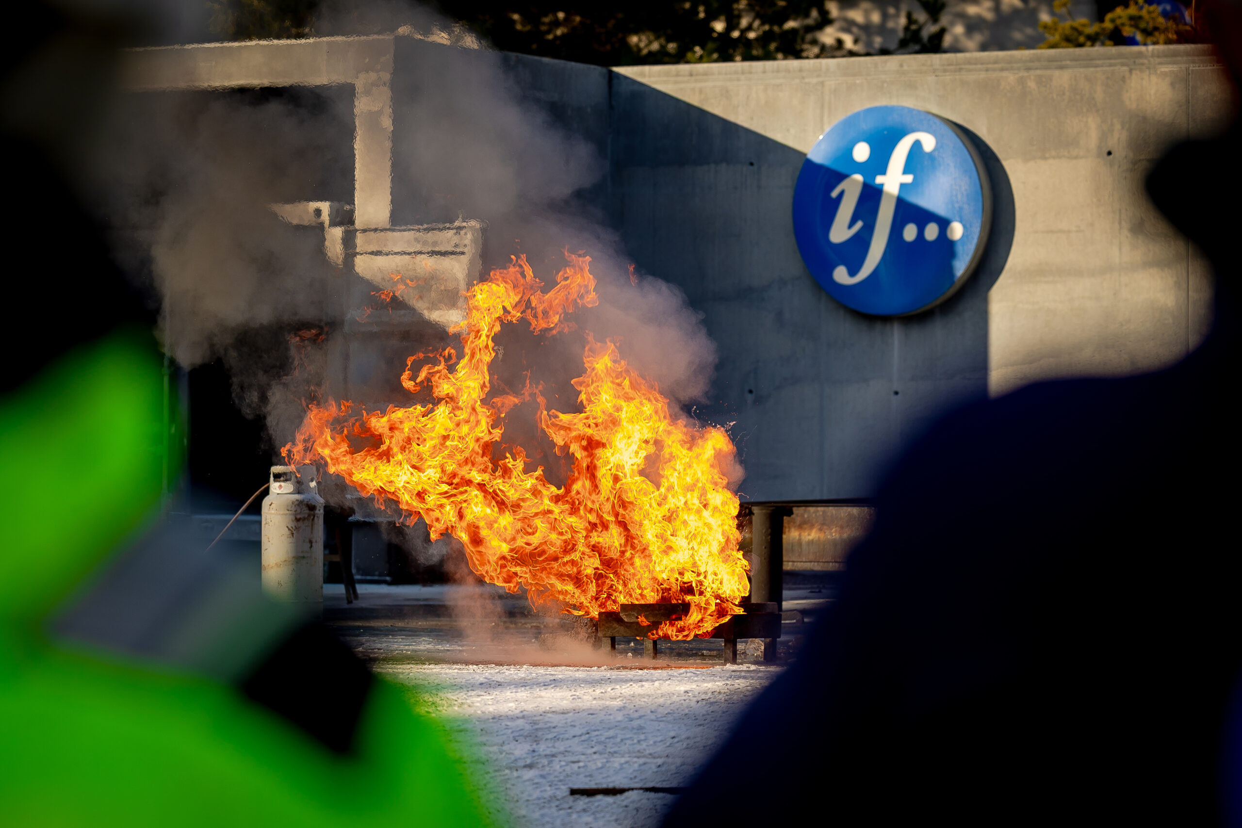 Bedriftsfoto med Batteriretur