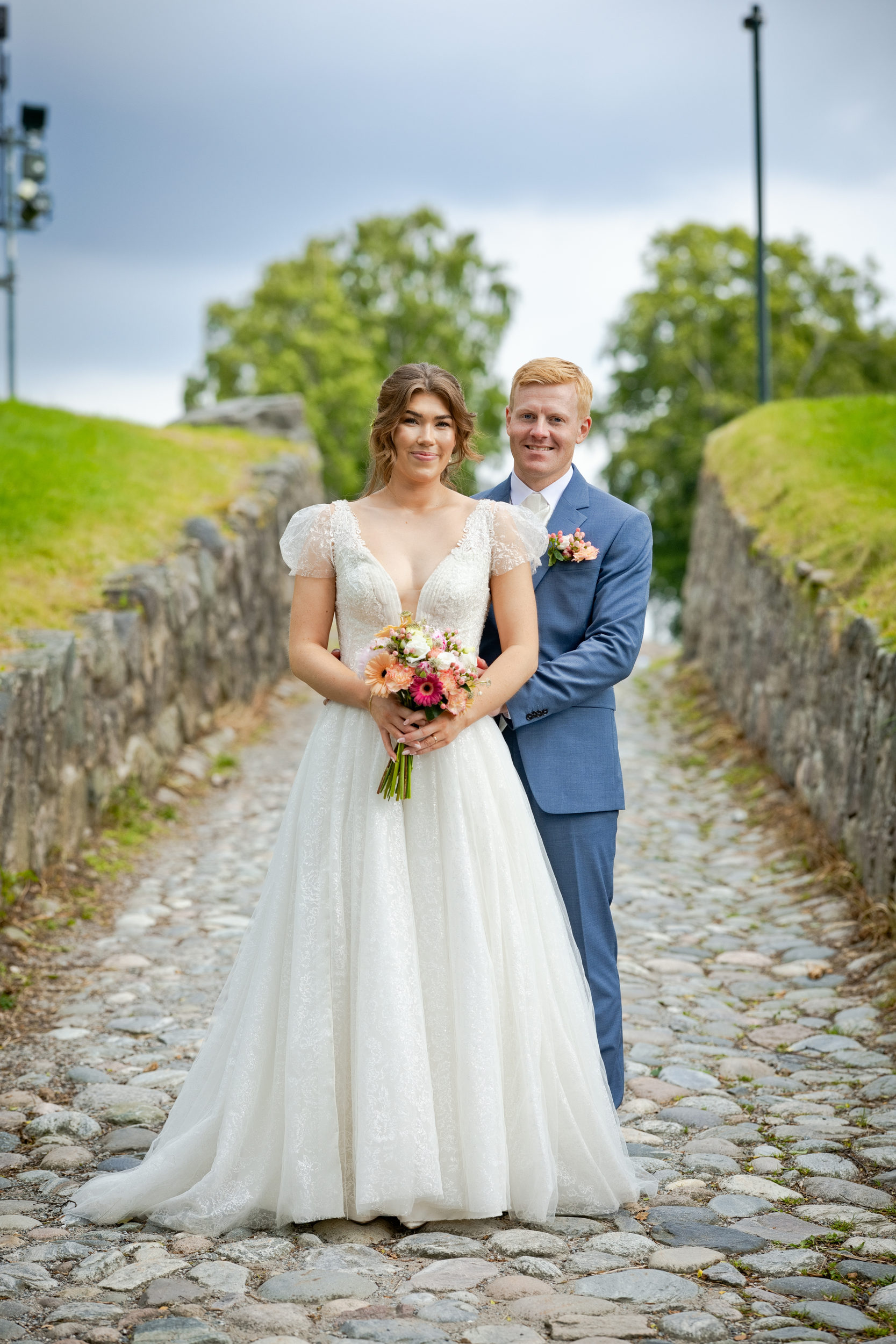 Brudepar på brosteinssti, Fredriksten festning Halden